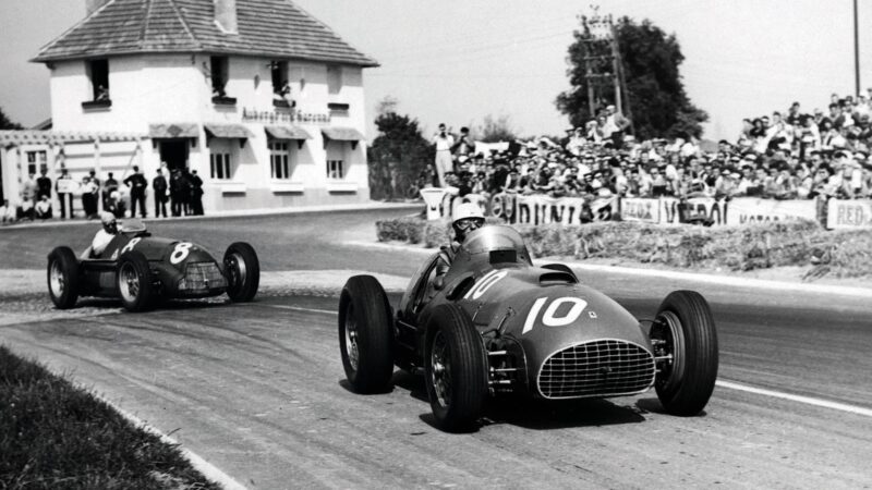 Luigi Fagioli’s sole F1 win was here at Reims in 1951; he’s in the trailing Alfa... but not for long